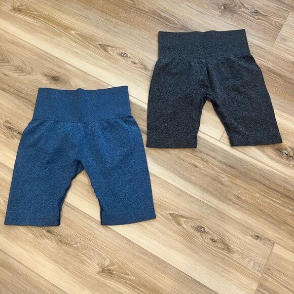 BIKE SHORTS BUNDLE WOMENS SIZE SMALL - Picture 1 of 11